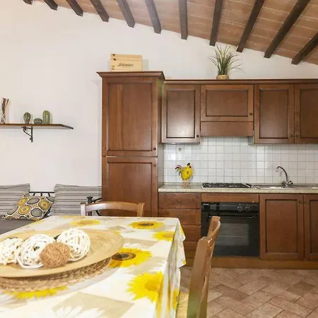 La Casina * קסטנייטו קרדוצ'י