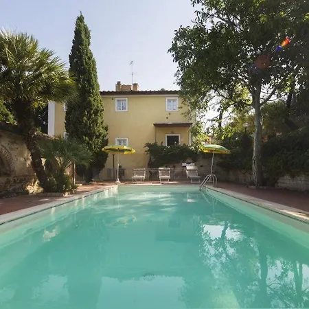 בית כפרי La Casina קסטנייטו קרדוצ'י